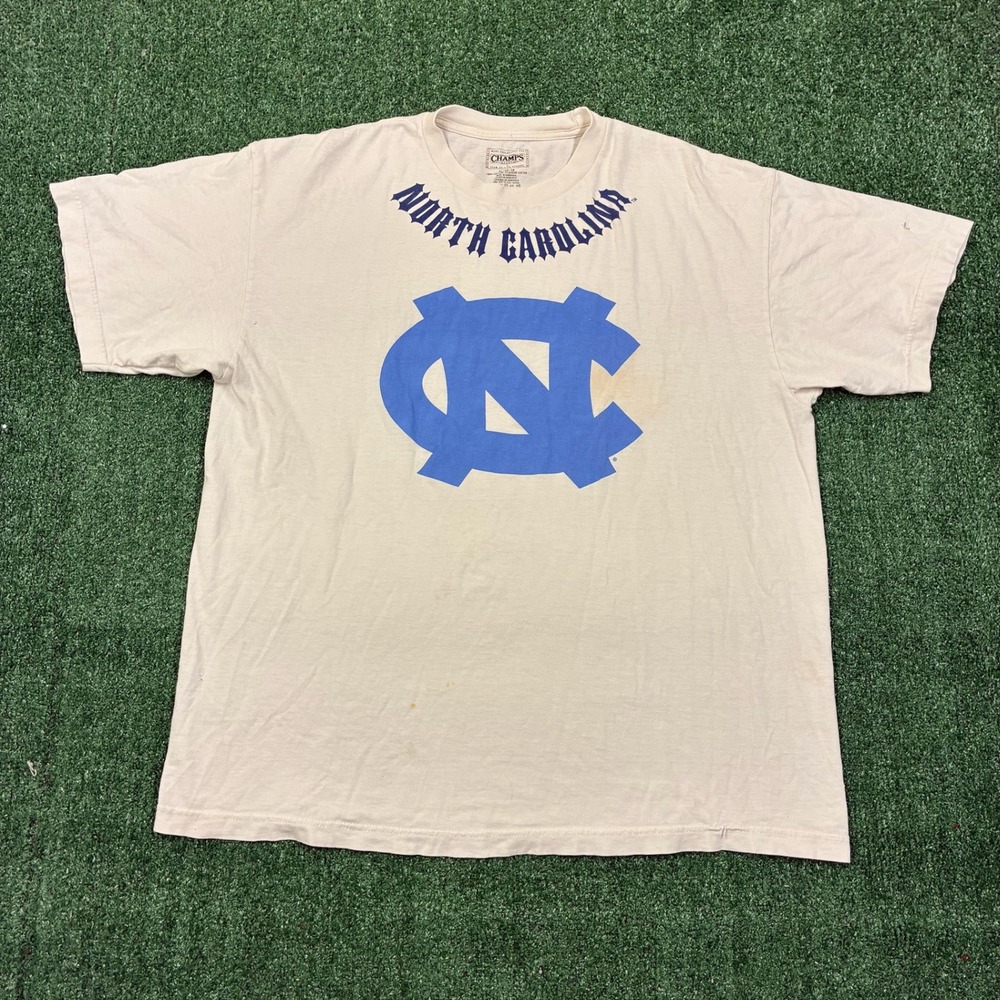 Y2K 2000's University of North Carolina‎ Graphic T-shirt